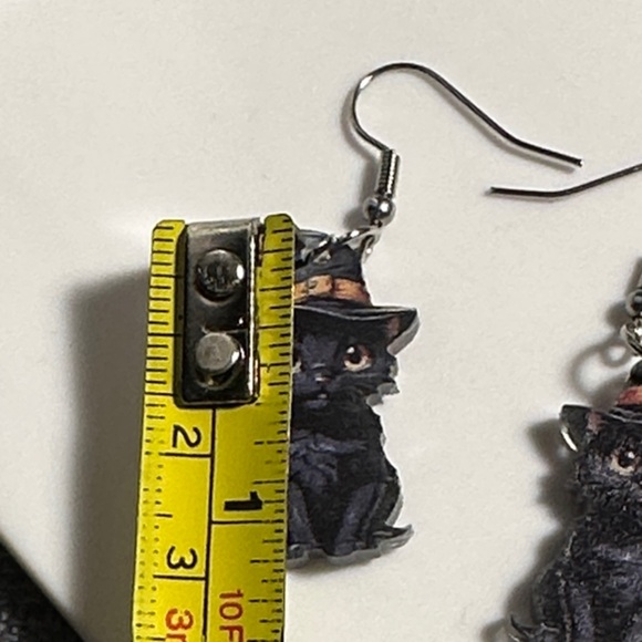 Black Cat Earrings - Picture 4 of 4